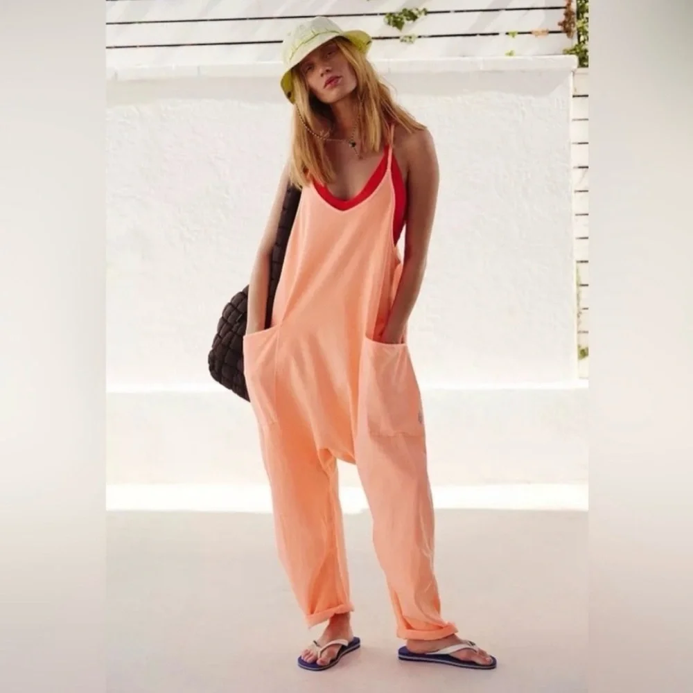Free People Movement Hot Shot Onesie in Pastel Peach Size Small NWT - Picture 1 of 8